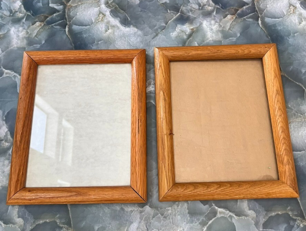 Vintage Solid Oak Picture Frames 11 x 9" Wall Mount Set Of 2